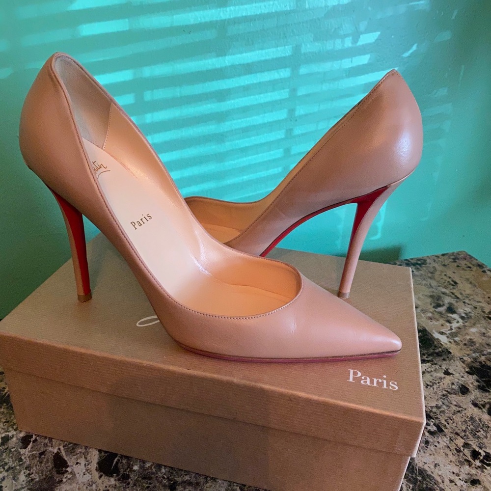 Christian Louboutin sz 42
